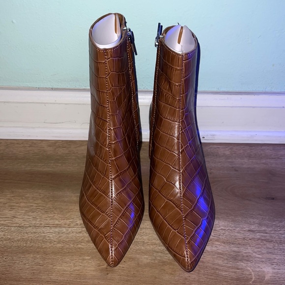 Dolce Vita Bel Booties COGNAC CROCO 